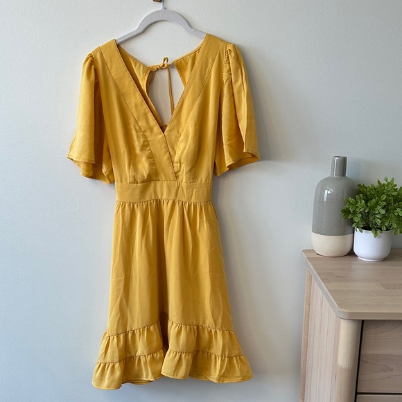 Dresses & Skirts - Imily Bela V-Neck High Waist Ruffled Swing Dress